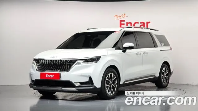 Фотография автомобиля — Kia Carnival Generation 4