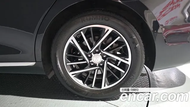 Hyundai Grandeur Новый Grandeur IG — Фото автомобиля 16