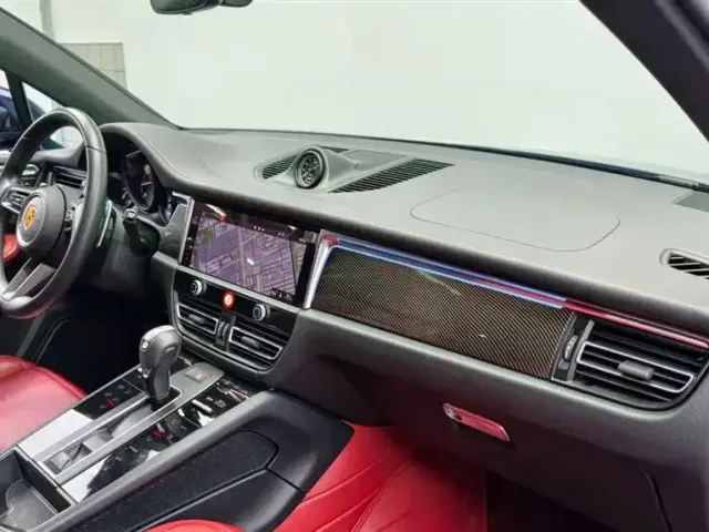 Porsche Macan — Фото автомобиля 13