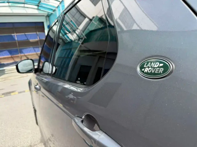 Land Rover Discovery — Фото автомобиля 18