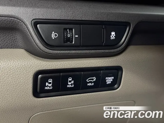 Kia Carnival 4th Gen — Фото автомобиля 14