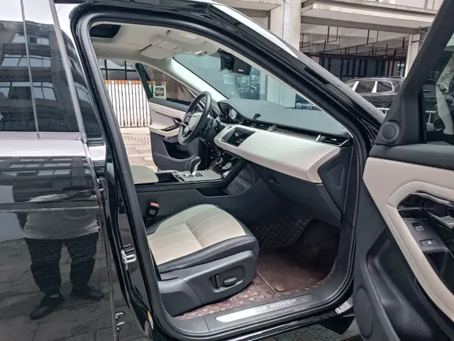 Land Rover Range Rover Evoque — Фото автомобиля 11