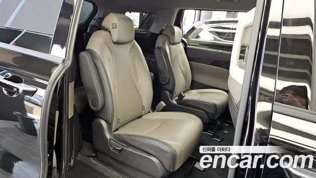 Kia Canival Новый Carnival 4 поколение Дизель 9 мест Signature — Фото автомобиля 12