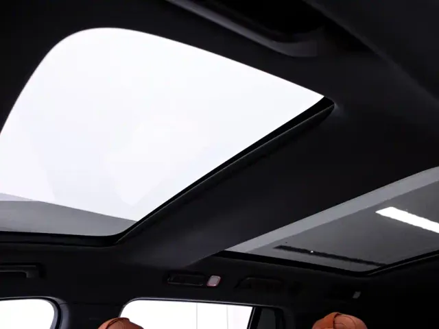 Li Auto L8 — Фото автомобиля 11