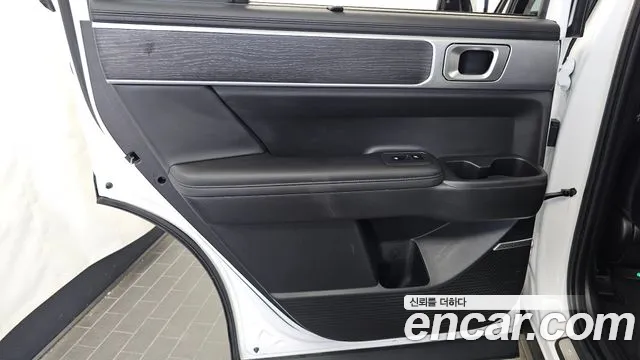 Hyundai Santafe Santa Fe (MX5) Бензин 2.5T 4WD — Фото автомобиля 18