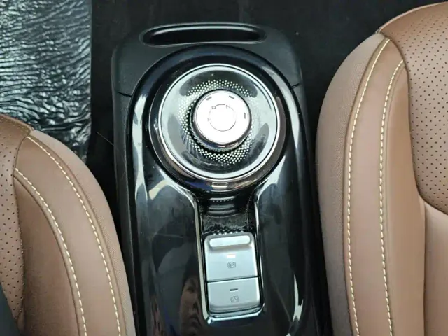 Wuling Bingo — Фото автомобиля 16