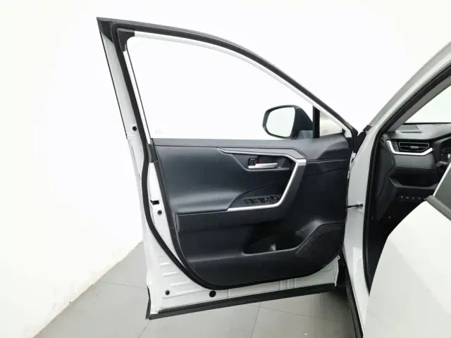 Toyota Wildlander — Фото автомобиля 8