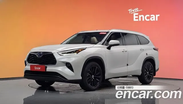 Фотография автомобиля — Toyota Highlander