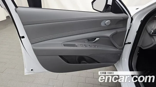 Hyundai Avante CN7 — Фото автомобиля 23