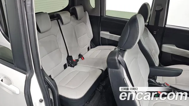 Kia RAY Новый Kia Ray Prestige — Фото автомобиля 11