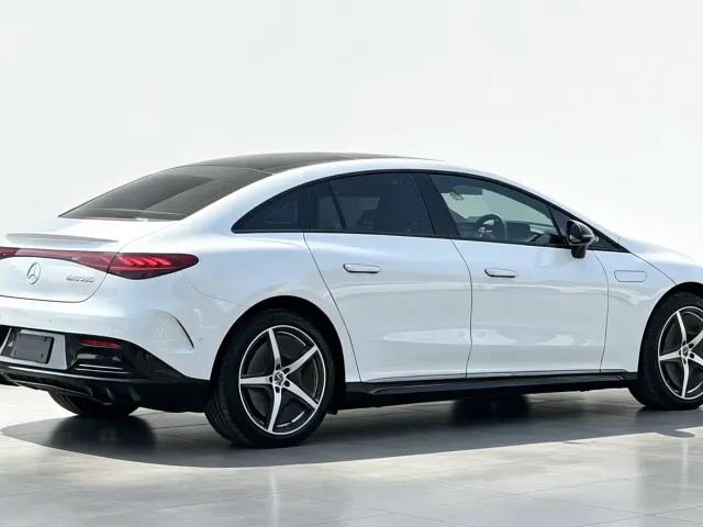 Mercedes-Benz EQE — Фото автомобиля 6