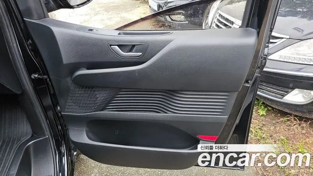 Hyundai Staria Staria Карго 3 места — Фото автомобиля 7