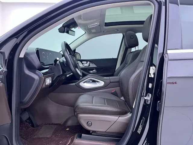 Mercedes-Benz GLE-Class — Фото автомобиля 16