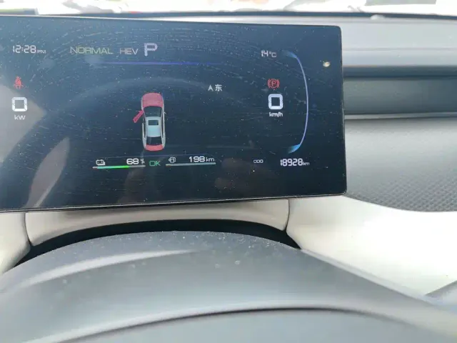 BYD Qin PLUS — Фото автомобиля 8