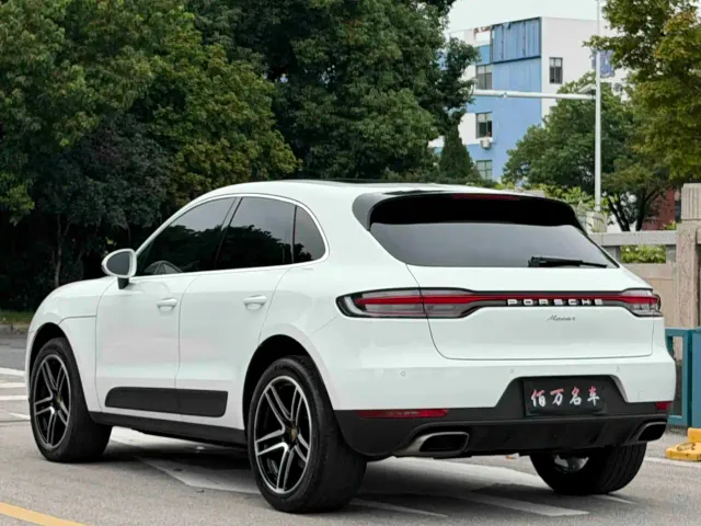 Porsche Macan — Фото автомобиля 4