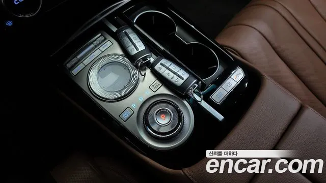 Genesis G80 RG3 — Фото автомобиля 12