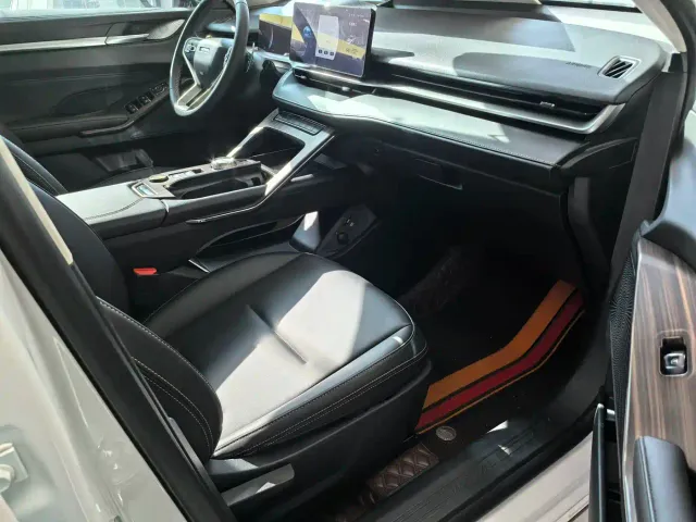 Haval H6 — Фото автомобиля 12