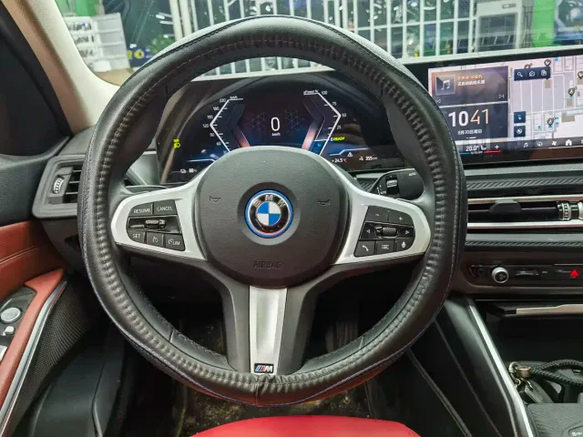 BMW i3 — Фото автомобиля 10