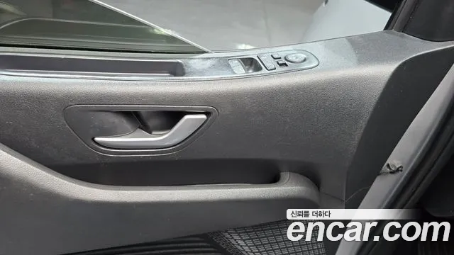 Hyundai Staria — Фото автомобиля 26