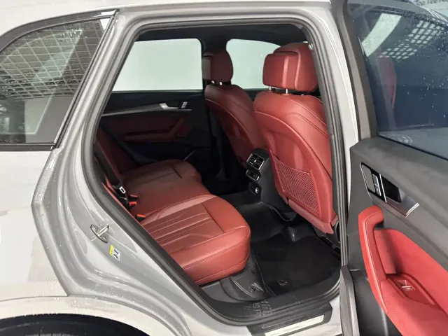 Audi Q5L — Фото автомобиля 22