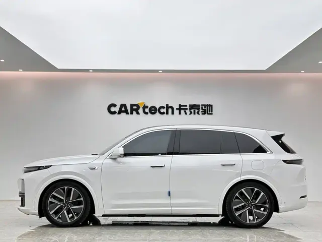 Li Auto L7 — Фото автомобиля 2