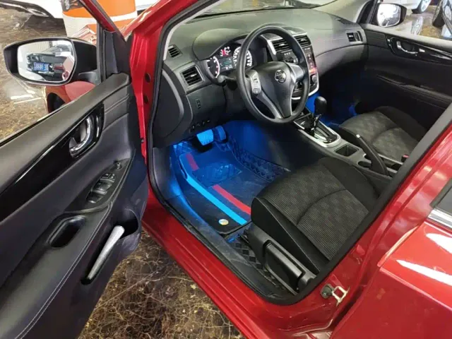 Nissan Tiida — Фото автомобиля 15