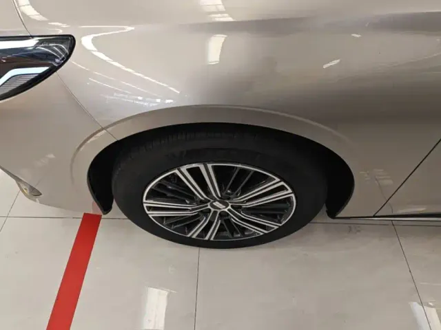 Geely Galaxy Stellar 6 — Фото автомобиля 22