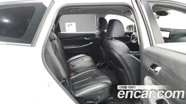 Hyundai Santafe Новый Santa Fe Бензин 2.5T 2WD — Фото автомобиля 12