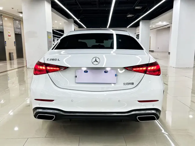 Mercedes-Benz C-Class — Фото автомобиля 4