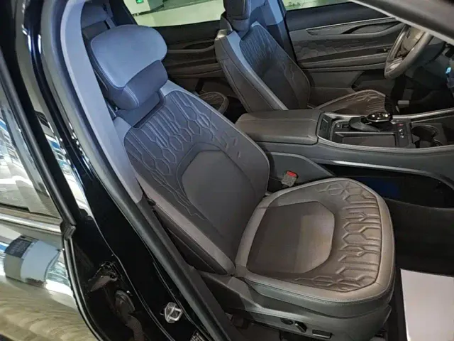 Ford Edge — Фото автомобиля 24