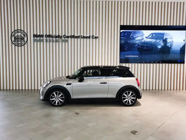 MINI Hatch — Фото автомобиля 3