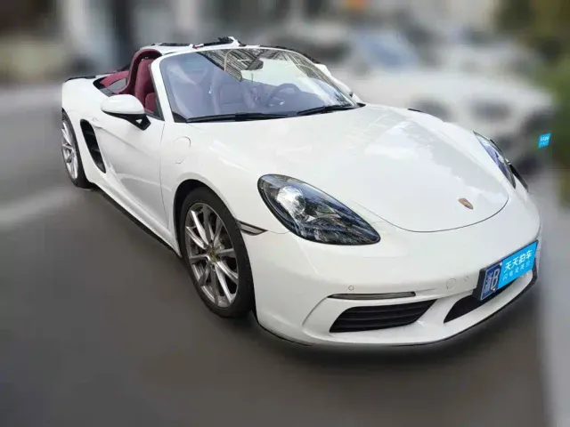 Porsche 718 — Фото автомобиля 3