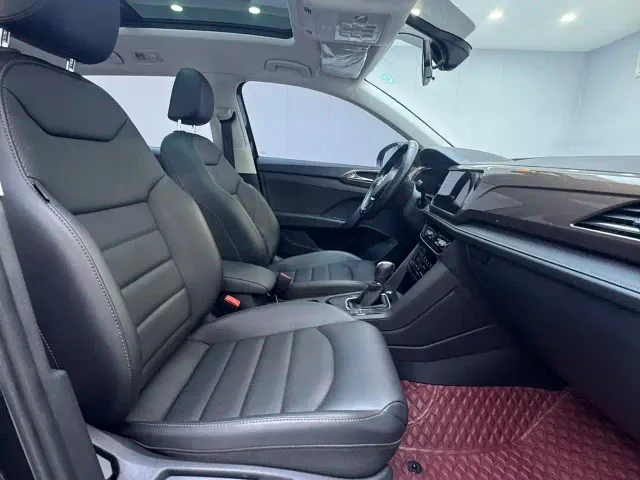 Volkswagen Tharu — Фото автомобиля 12