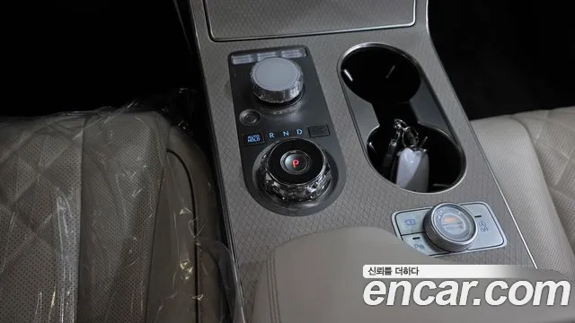 Genesis GV80 — Фото автомобиля 12