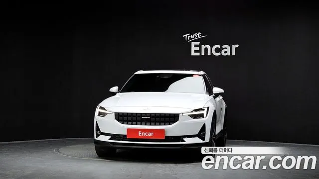 Polestar Polestar 2 — Фото автомобиля 3
