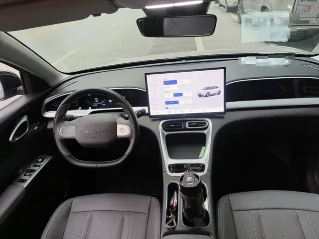 Geely Galaxy Starry Wish 2026 Edition 410km Freedom Version — Фото автомобиля 12