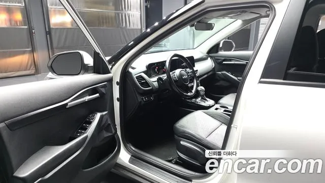 Kia Seltos — Фото автомобиля 15