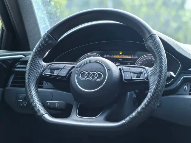 Audi A4L — Фото автомобиля 11