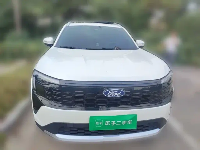 Ford Lingrui — Фото автомобиля 2