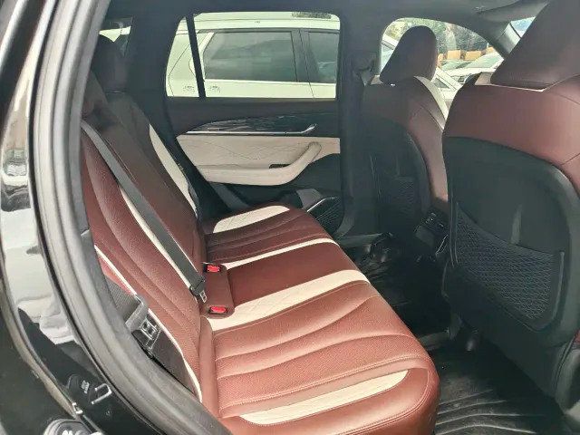 Geely Xingyue L — Фото автомобиля 10