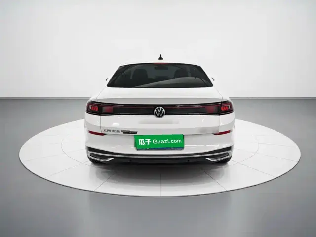 Volkswagen Lamando — Фото автомобиля 3