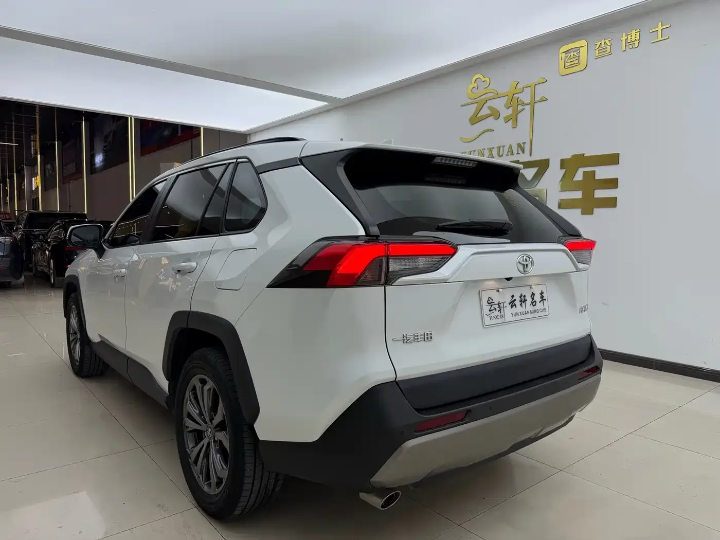 Toyota RAV4 Rongfang 2023 2.0L CVT FWD Style Plus Edition — Фото автомобиля 9