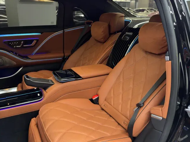 Mercedes-Benz Maybach S-Class — Фото автомобиля 16