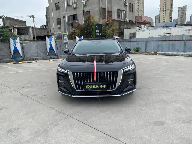 Hongqi H5 — Фото автомобиля 2