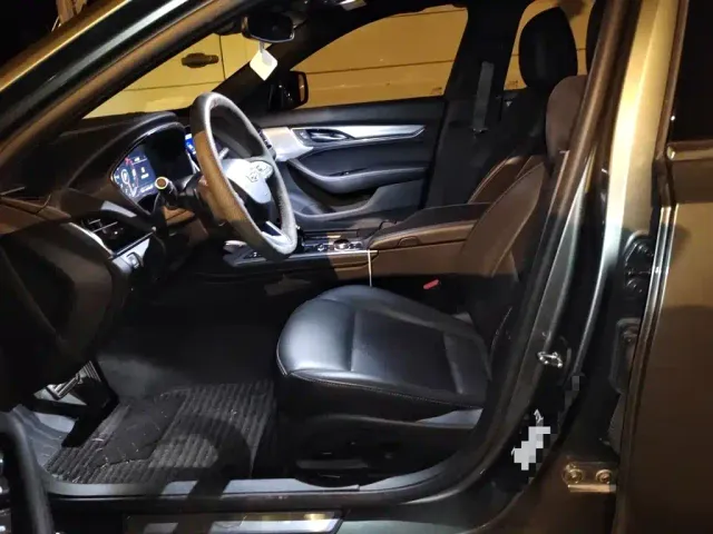 Cadillac CT5 — Фото автомобиля 16