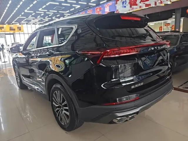 Jetour X70 Plus — Фото автомобиля 4