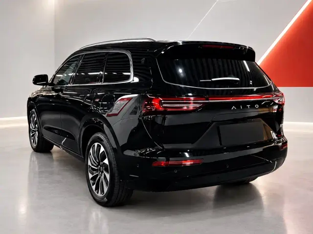 Aito M7 — Фото автомобиля 4