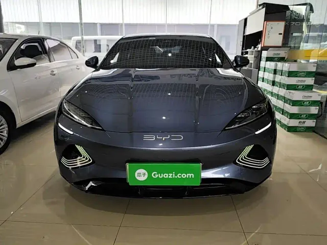 BYD Seal — Фото автомобиля 2