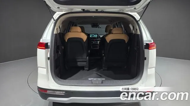Kia Canival Carnival 4 поколение Дизель 9 мест Prestige — Фото автомобиля 30