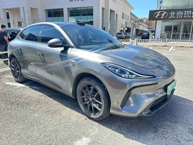 IM Motors LS6 — Фото автомобиля 7